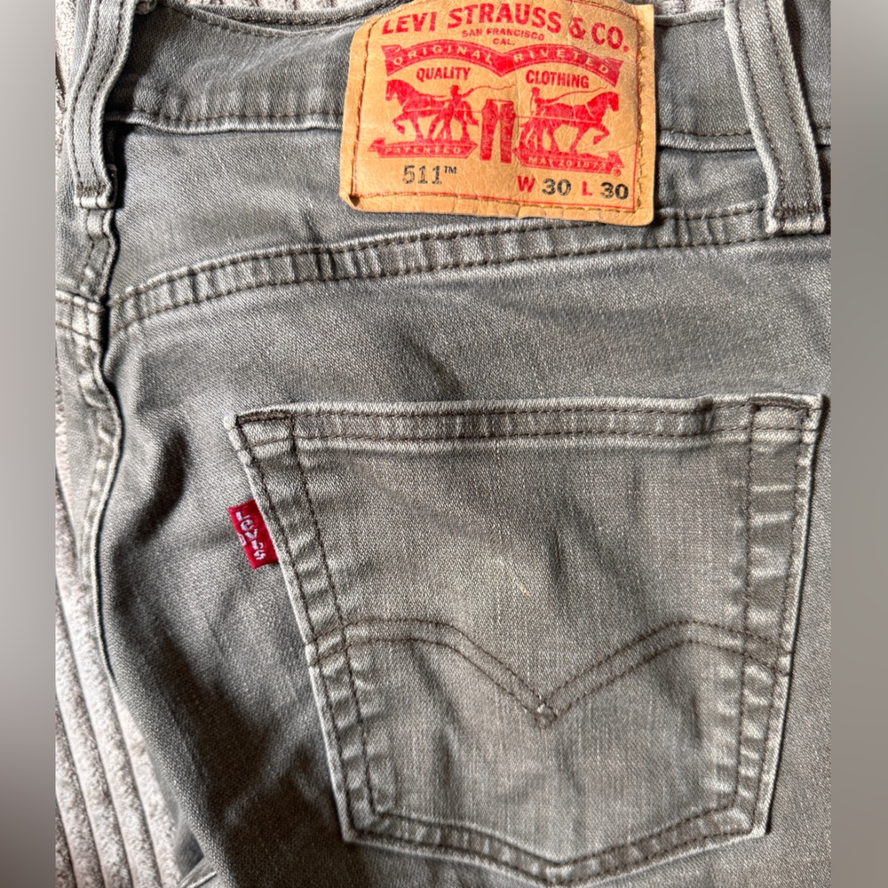 Levi’s 511 - Olive - Size 30/30, 98% Cotton 2% Elastene